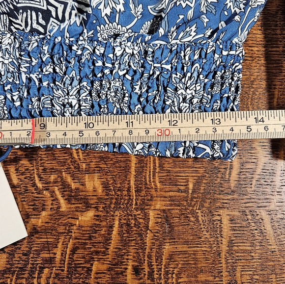 Joie Smocked Puff Sleeve Cropped Blouse Tassel Top NWT Small - Picture 7 of 9